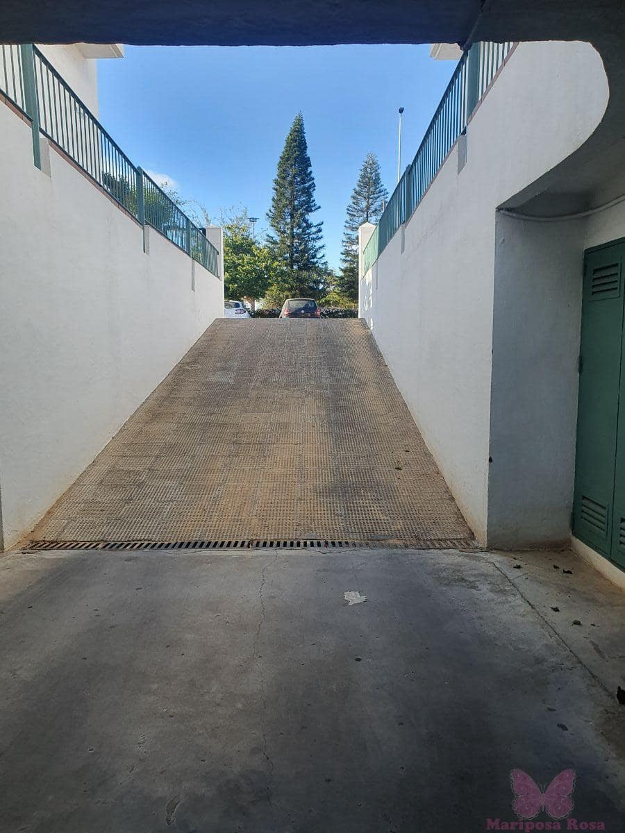 2 bedroom Apartment for rent in Chiclana de la Frontera with pool garage - € 750 (Ref: 7053215)