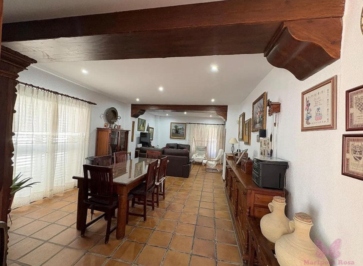 3 makuuhuone Huvila myytävänä paikassa Chiclana de la Frontera mukana uima-altaan 
autotalli - 420 000 € (Ref: 7367516)