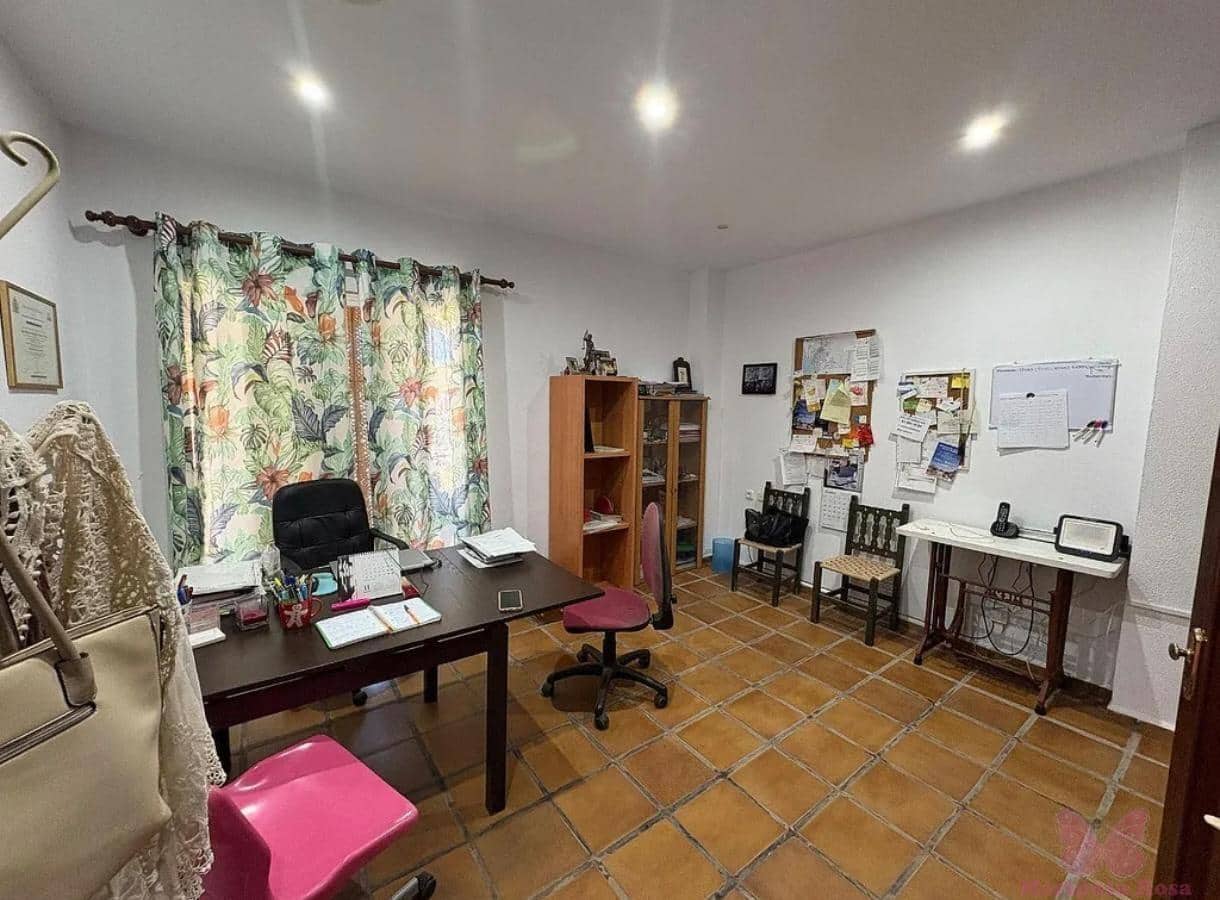 3 makuuhuone Huvila myytävänä paikassa Chiclana de la Frontera mukana uima-altaan 
autotalli - 420 000 € (Ref: 7367516)