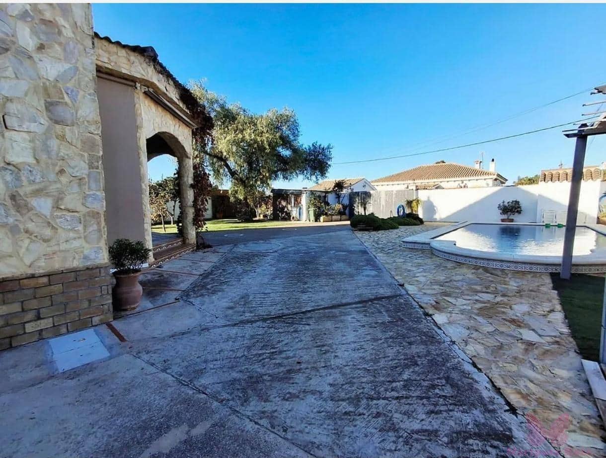 3 makuuhuone Huvila myytävänä paikassa Chiclana de la Frontera mukana uima-altaan 
autotalli - 420 000 € (Ref: 7367516)