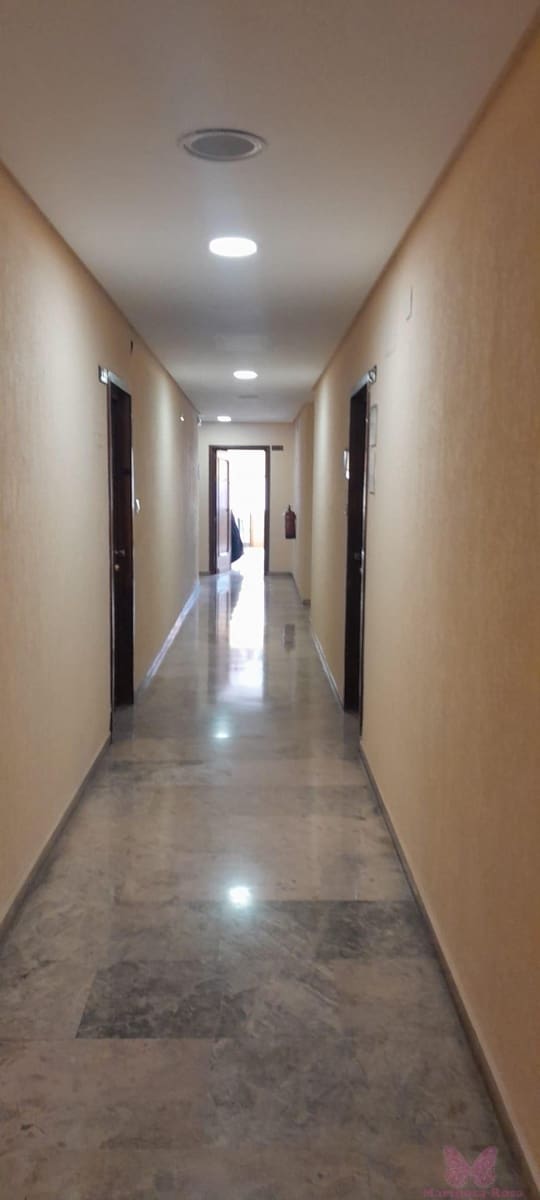 2 slaapkamer Kantoor te koop in Cadiz stad - € 175.000 (Ref: 9753408)