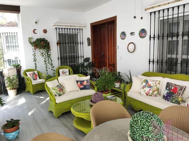 5 soveværelse Villa til salg i Chiclana de la Frontera med swimmingpool - € 1.400.000 (Ref: 9753413)