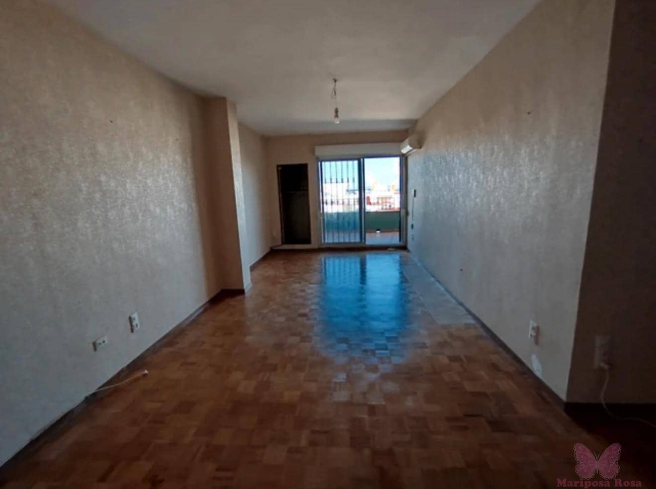 3 soverom Penthouse til salgs i Cadiz by med svømmebasseng - € 450 000 (Ref: 9753756)