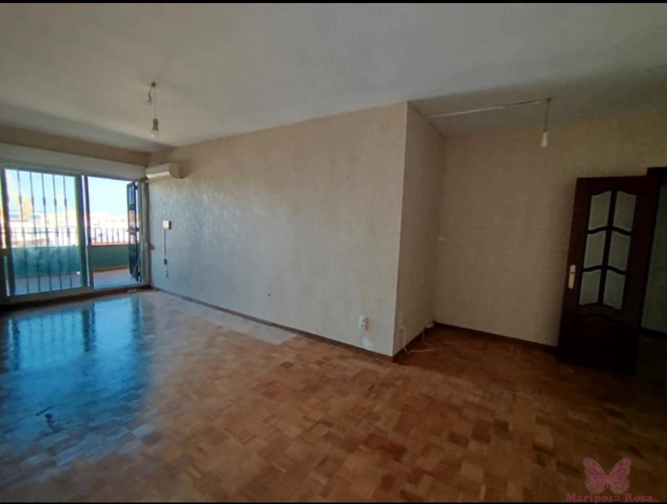 3 soverom Penthouse til salgs i Cadiz by med svømmebasseng - € 450 000 (Ref: 9753756)