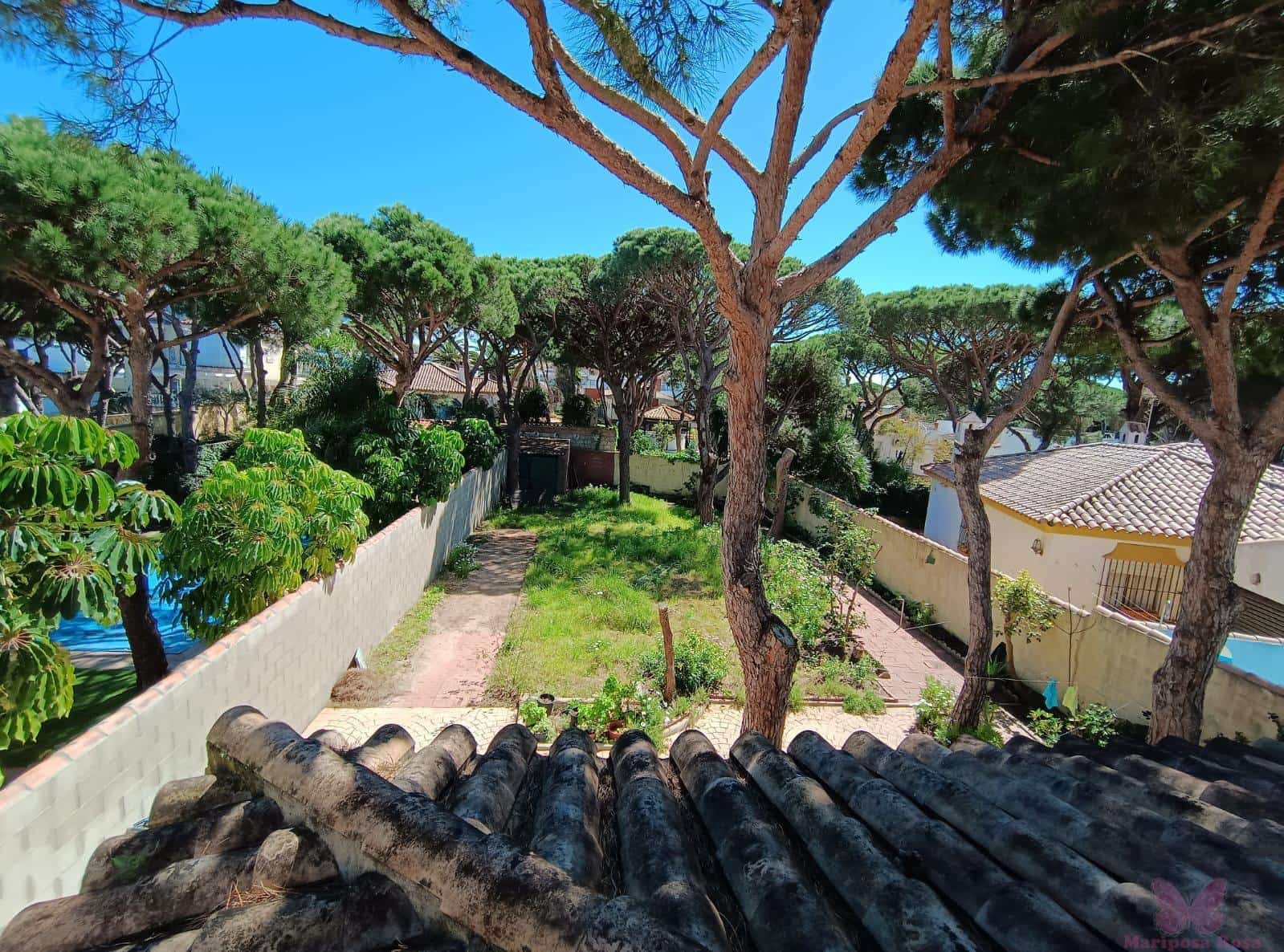 4 slaapkamer Villa te koop in Chiclana de la Frontera - € 590.000 (Ref: 9753757)