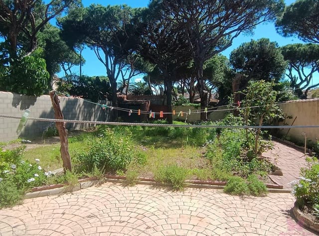 4 slaapkamer Villa te koop in Chiclana de la Frontera - € 590.000 (Ref: 9753757)