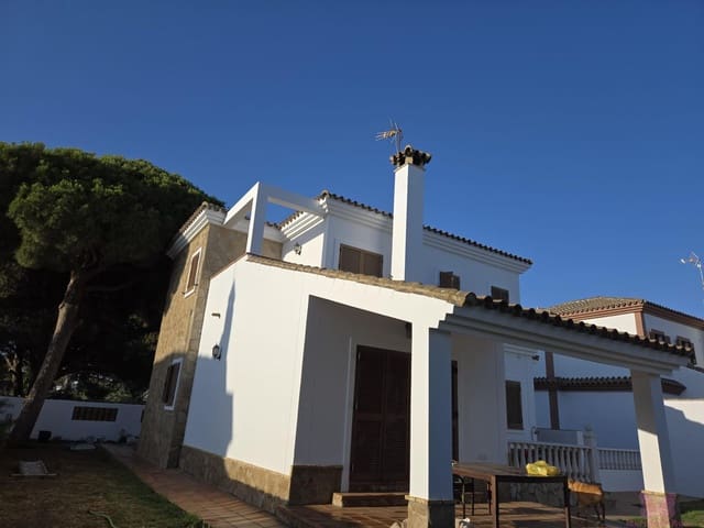 5 slaapkamer Villa te koop in Chiclana de la Frontera met garage - € 540.000 (Ref: 9753758)
