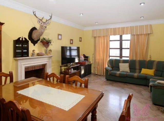 3 soveværelse Villa til salg i Chiclana de la Frontera med swimmingpool garage - € 850.000 (Ref: 9753759)
