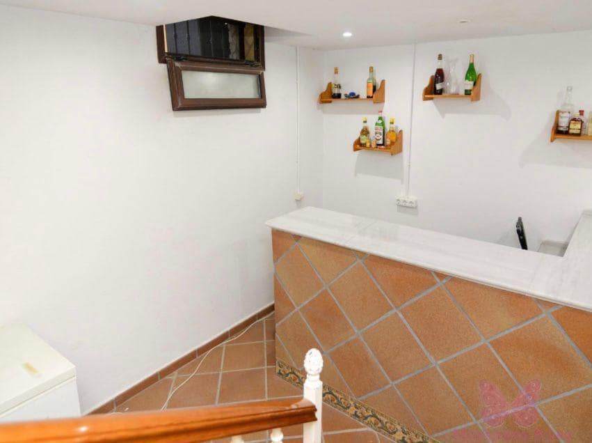 3 sypialnia Willa na sprzedaż w Chiclana de la Frontera z basenem garażem - 850 000 € (Ref: 9753759)