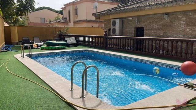3 soveværelse Villa til salg i Chiclana de la Frontera med swimmingpool garage - € 850.000 (Ref: 9753759)