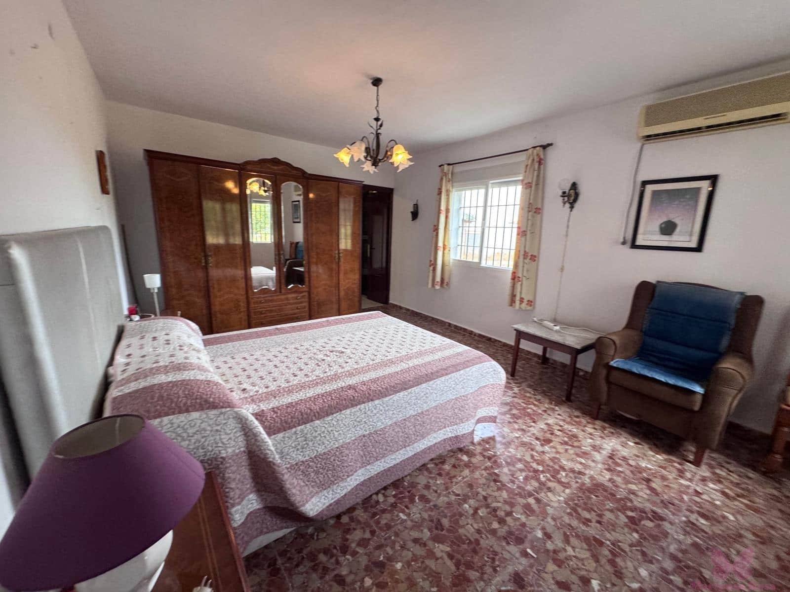 4 slaapkamer Finca/Landhuis te koop in Chiclana de la Frontera met zwembad garage - € 280.000 (Ref: 9753760)