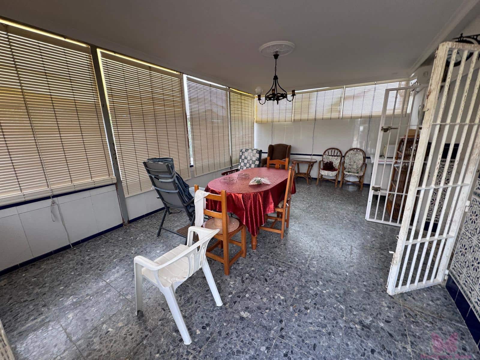 4 slaapkamer Finca/Landhuis te koop in Chiclana de la Frontera met zwembad garage - € 280.000 (Ref: 9753760)