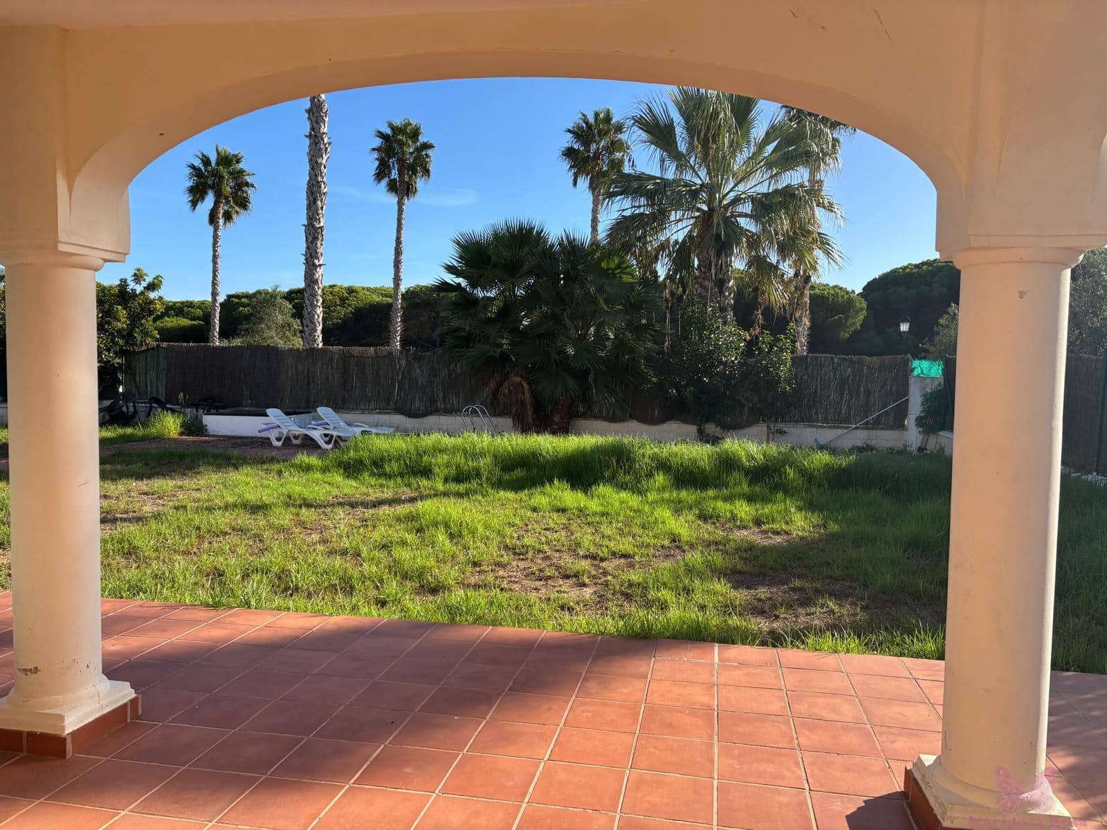 4 sovrum Villa till salu i Chiclana de la Frontera med pool - 650 000 € (Ref: 9753763)