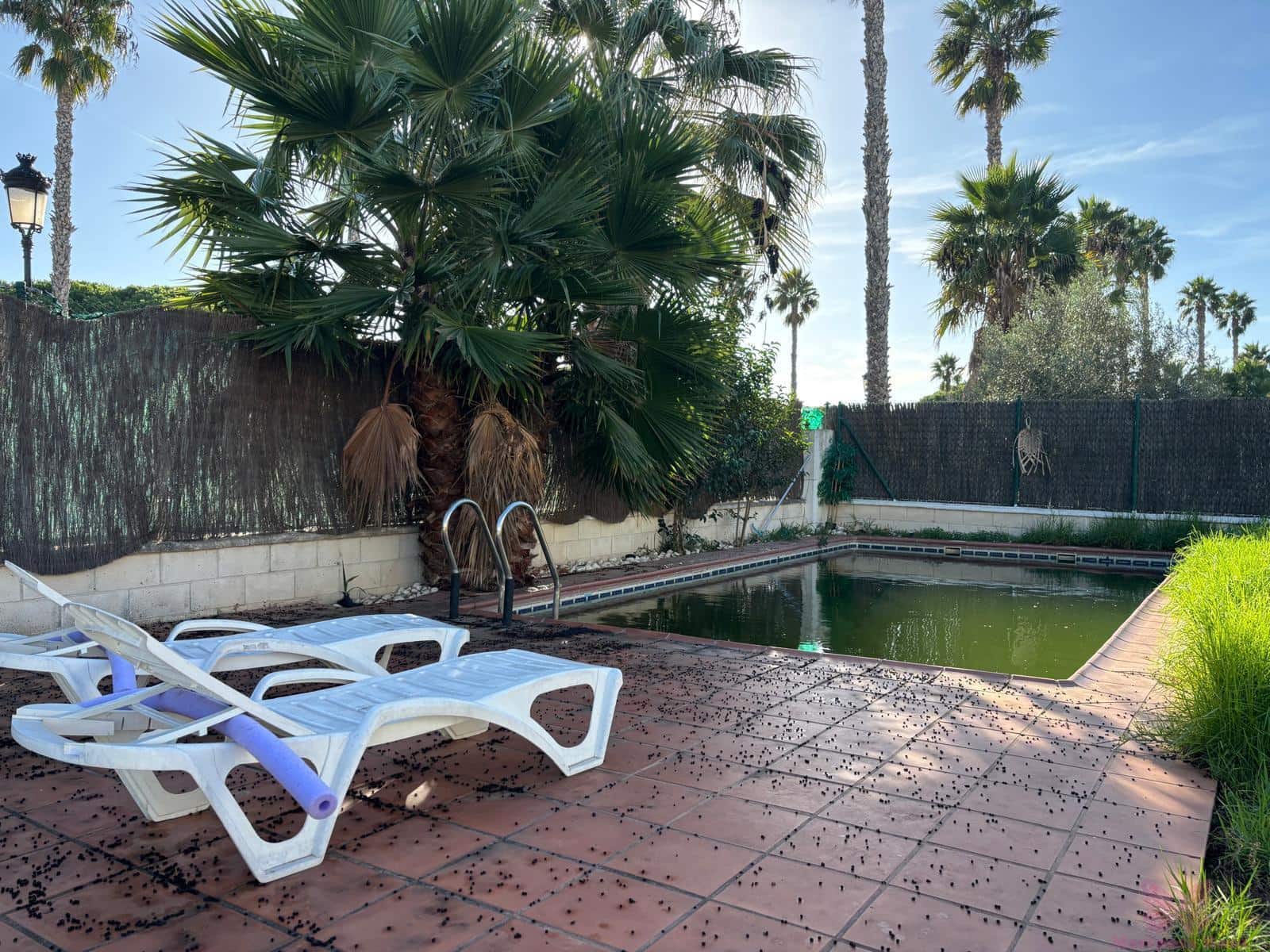 4 sovrum Villa till salu i Chiclana de la Frontera med pool - 650 000 € (Ref: 9753763)