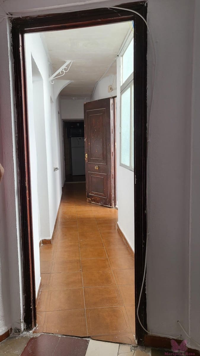 Kommersiell till salu i Cadiz stad - 900 000 € (Ref: 9753764)