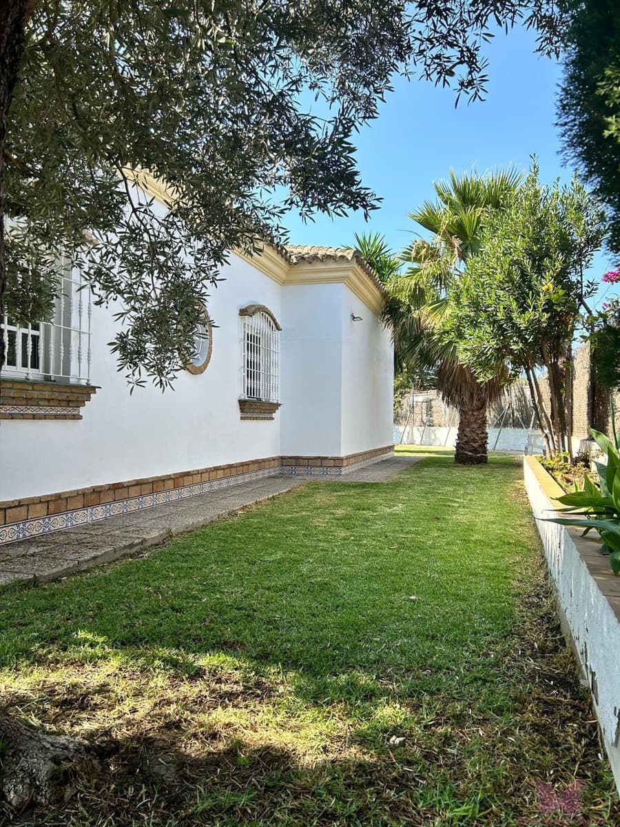 4 sovrum Villa till salu i Chiclana de la Frontera med pool garage - 480 000 € (Ref: 9753765)