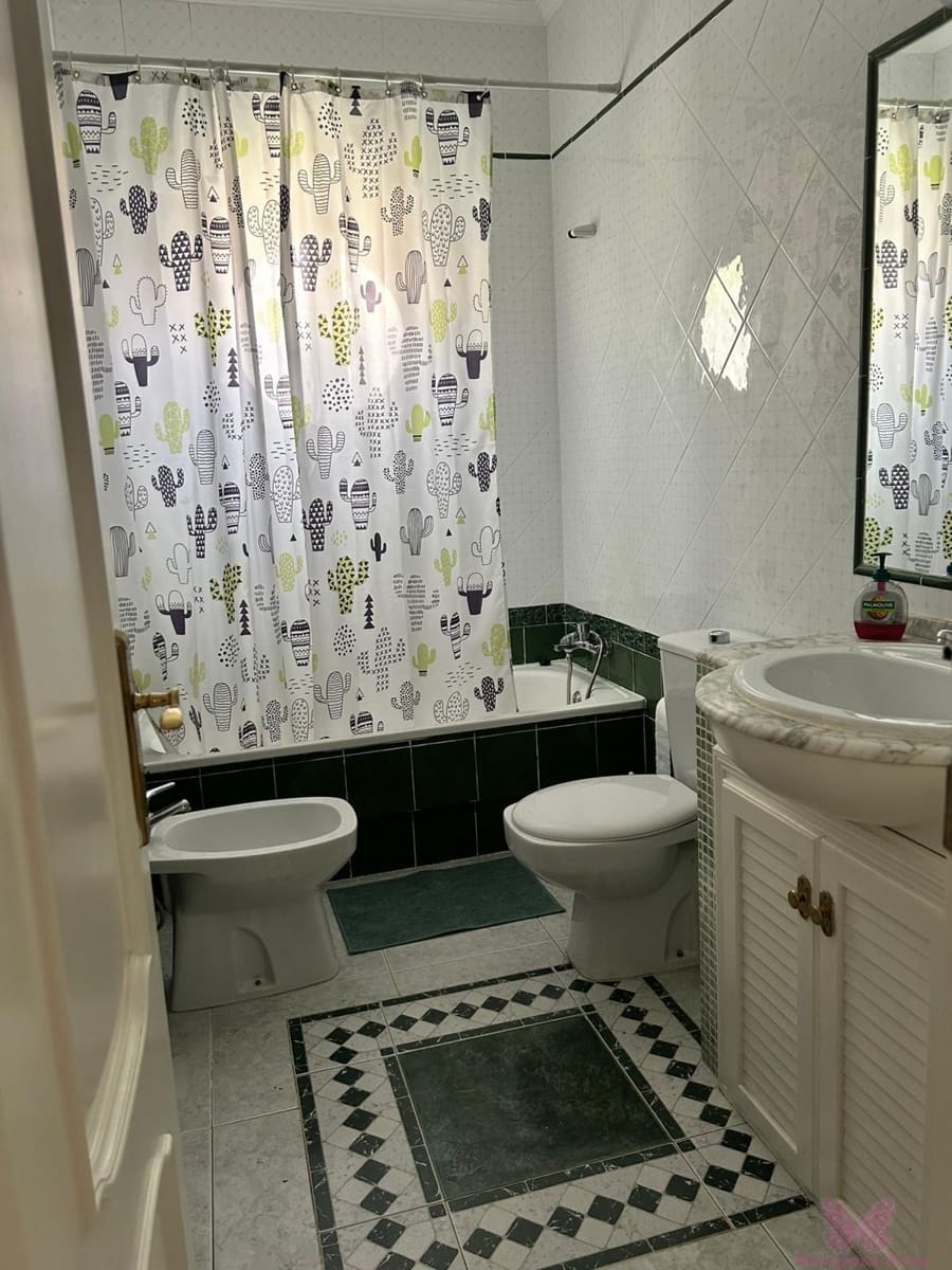 4 sovrum Villa till salu i Chiclana de la Frontera med pool garage - 480 000 € (Ref: 9753765)