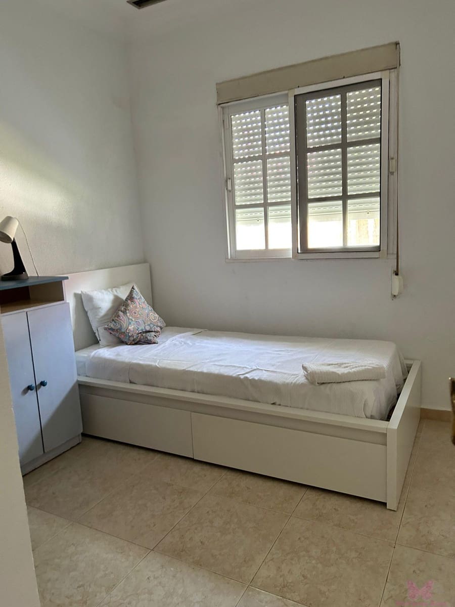 4 sovrum Villa till salu i Chiclana de la Frontera med pool garage - 480 000 € (Ref: 9753765)