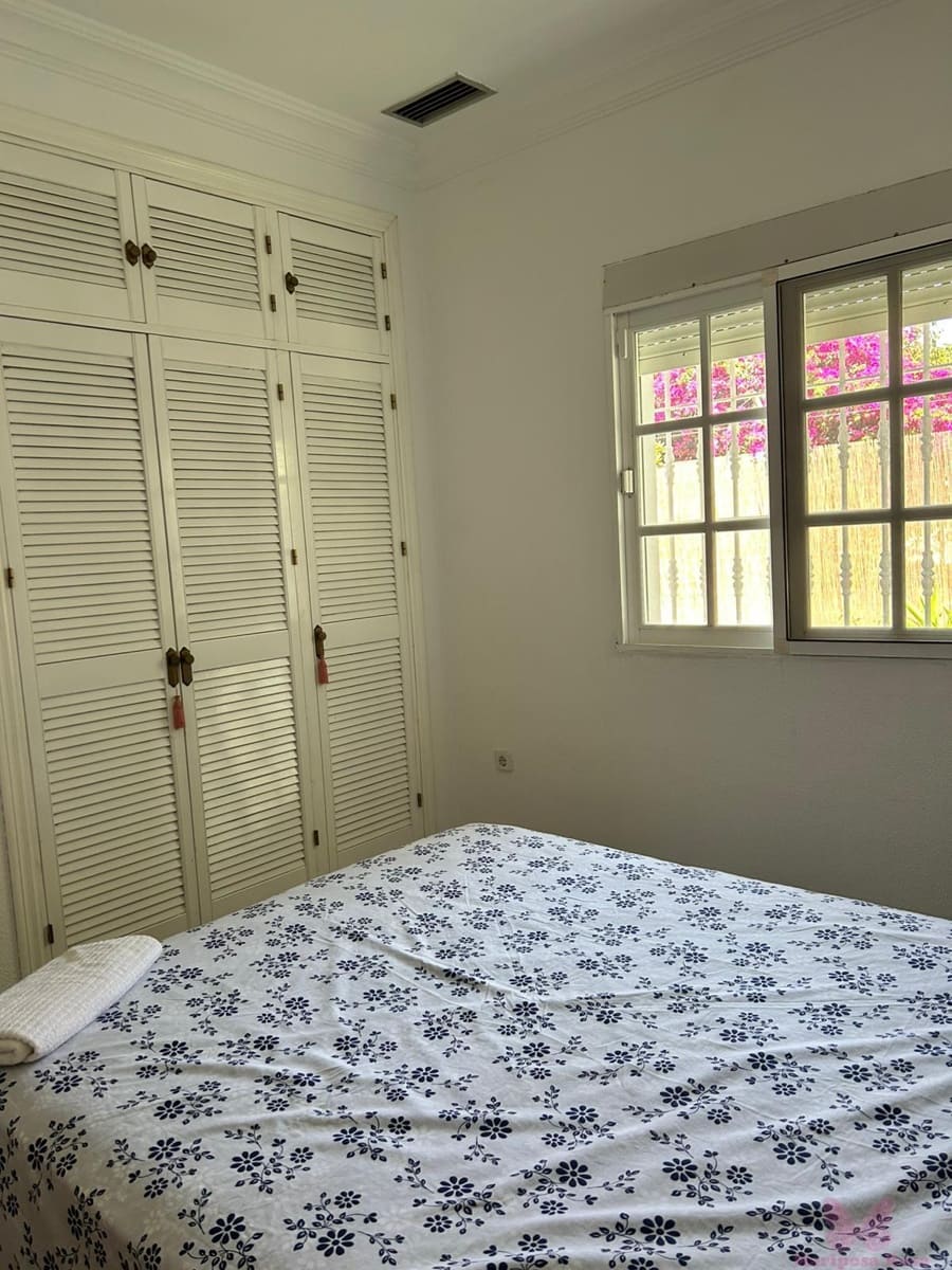 4 sovrum Villa till salu i Chiclana de la Frontera med pool garage - 480 000 € (Ref: 9753765)