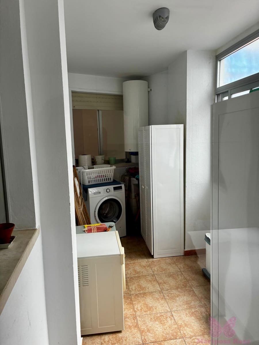 5 soveværelse Lejlighed til salg i Cadiz by med garage - € 750.000 (Ref: 9920446)