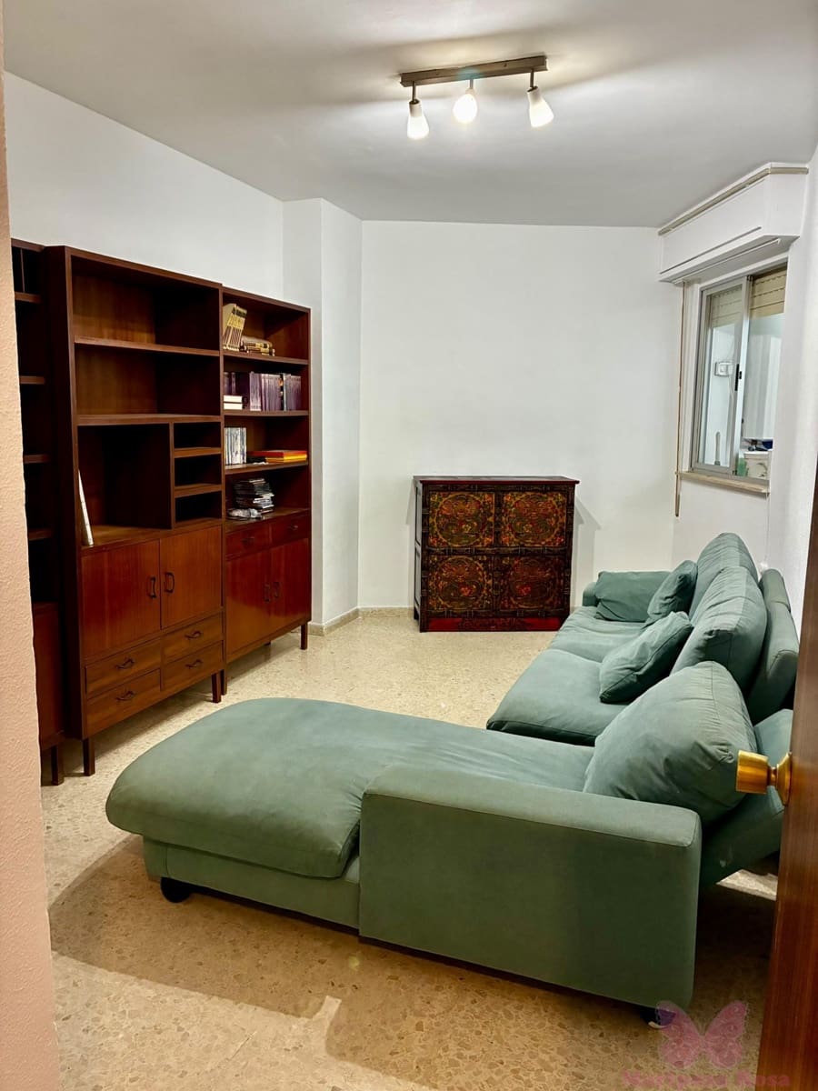 5 soveværelse Lejlighed til salg i Cadiz by med garage - € 750.000 (Ref: 9920446)