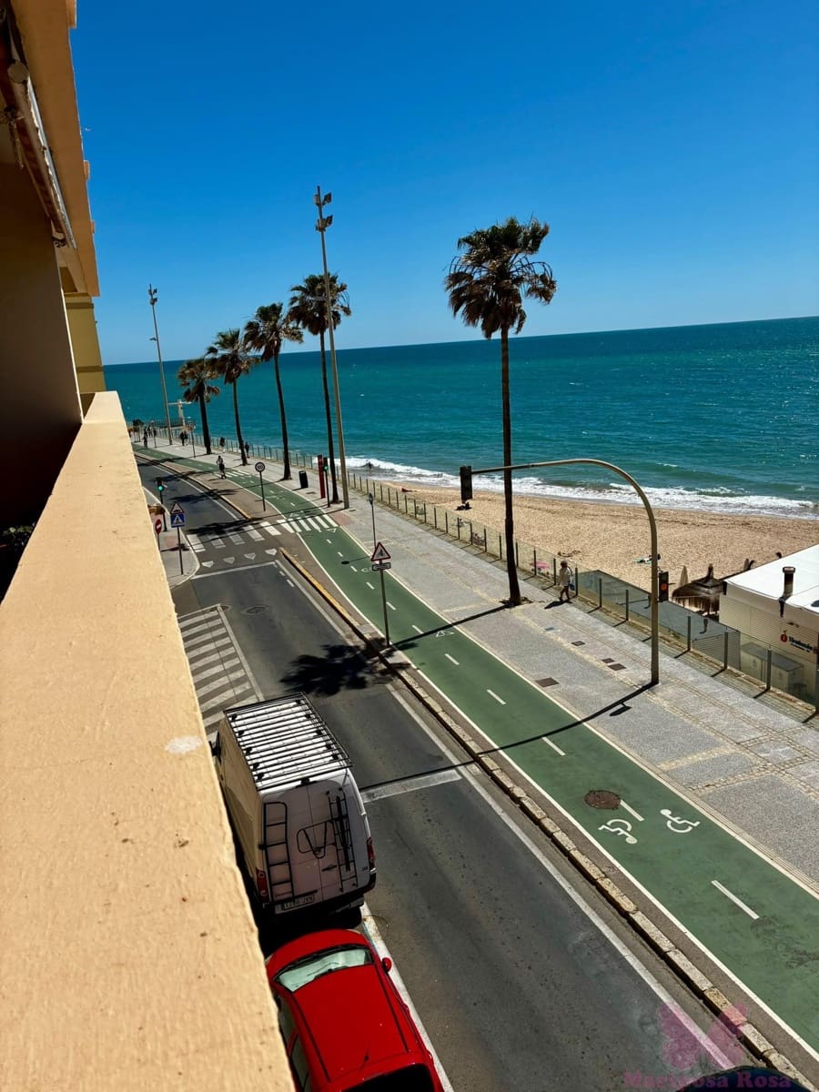 5 soveværelse Lejlighed til salg i Cadiz by med garage - € 750.000 (Ref: 9920446)