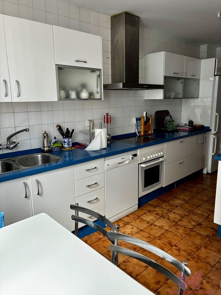 5 soveværelse Lejlighed til salg i Cadiz by med garage - € 750.000 (Ref: 9920446)