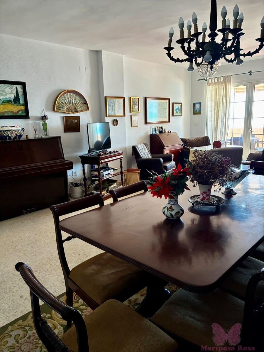 5 soveværelse Lejlighed til salg i Cadiz by med garage - € 750.000 (Ref: 9920446)
