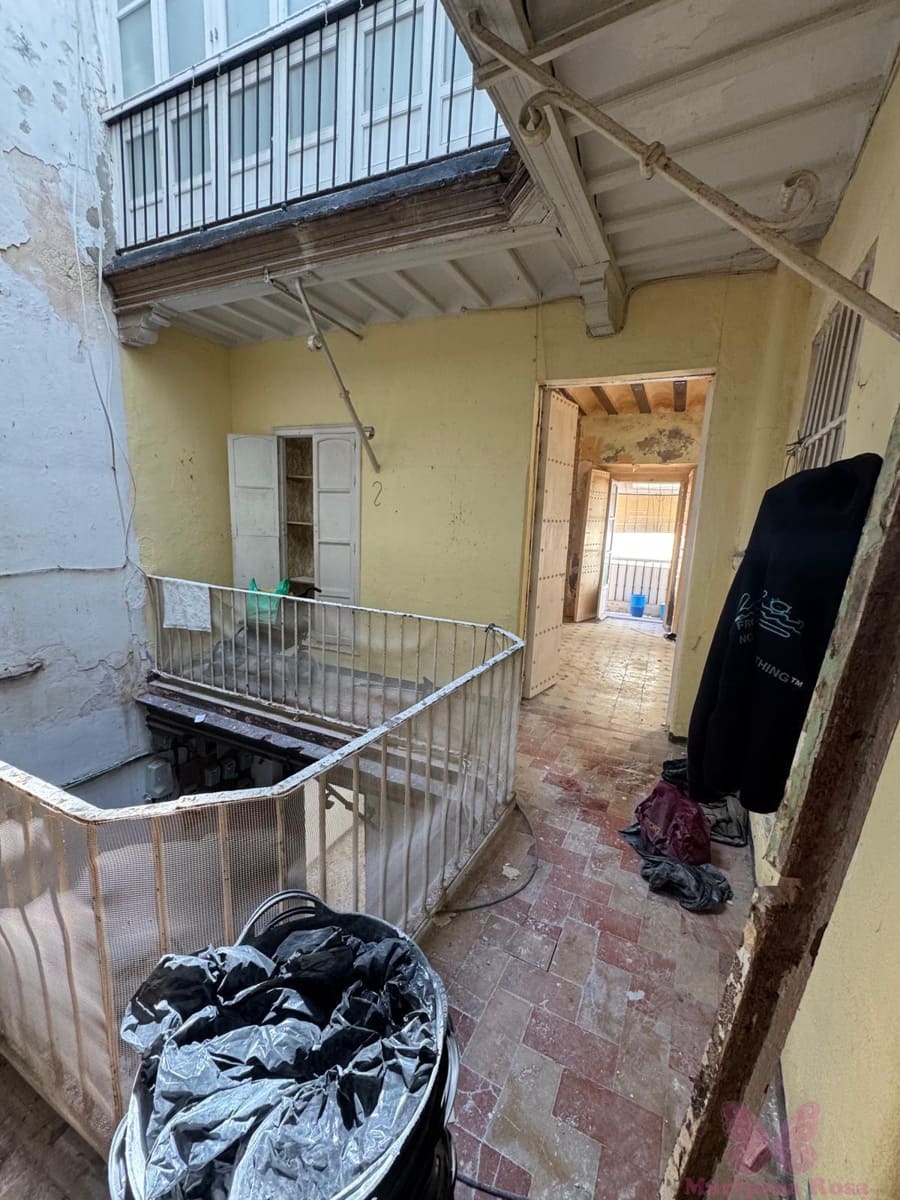 Flat for sale in Cadiz city - € 285,000 (Ref: 9921489)