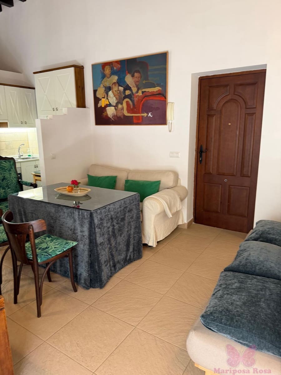 2 soveværelse Lejlighed til leje i Cadiz by - € 1.100 (Ref: 9939121)