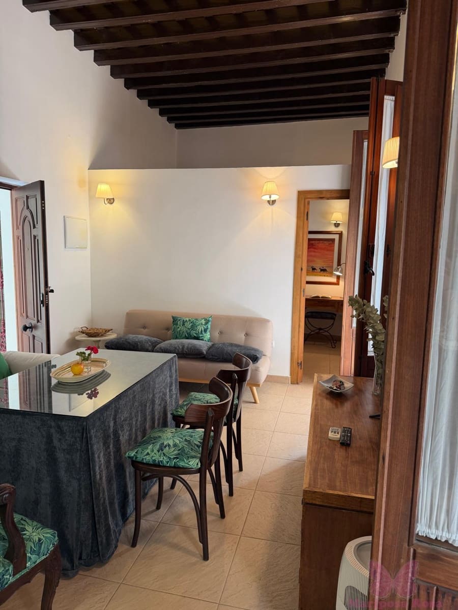 2 soveværelse Lejlighed til leje i Cadiz by - € 1.100 (Ref: 9939121)