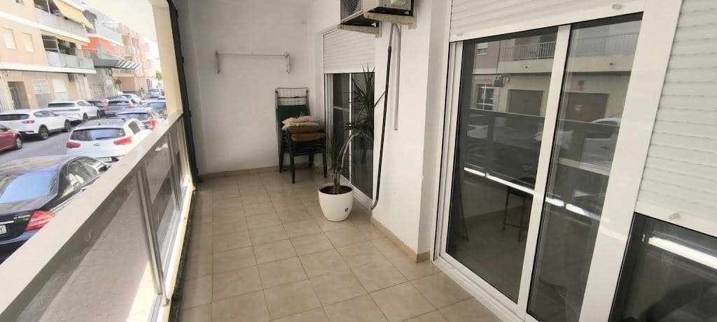 3 makuuhuone Asunto myytävänä paikassa Torrevieja - 203 000 € (Ref: 10028112)