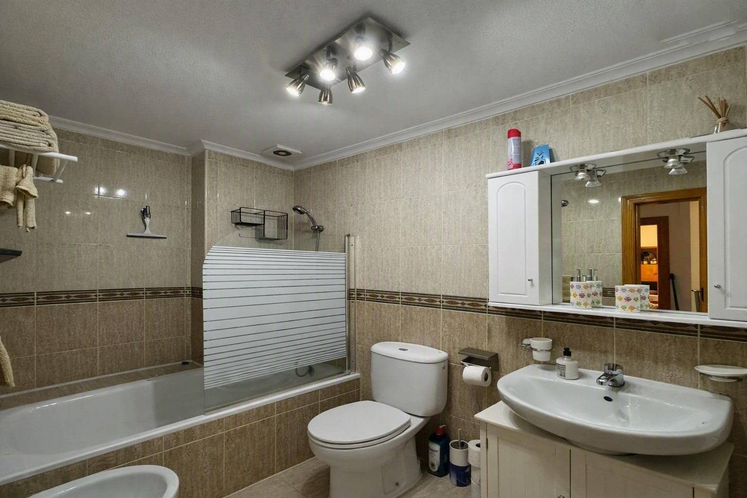 3 makuuhuone Kattohuoneisto myytävänä paikassa Almoradi mukana uima-altaan - 167 000 € (Ref: 10033805)