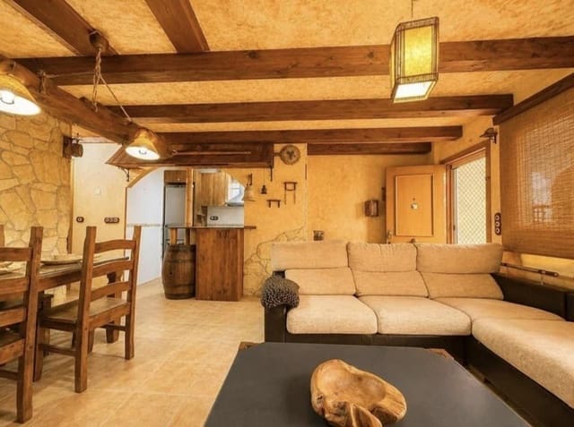 2 quarto Apartamento para venda em Dolores com piscina garagem - 105 000 € (Ref: 10037393)