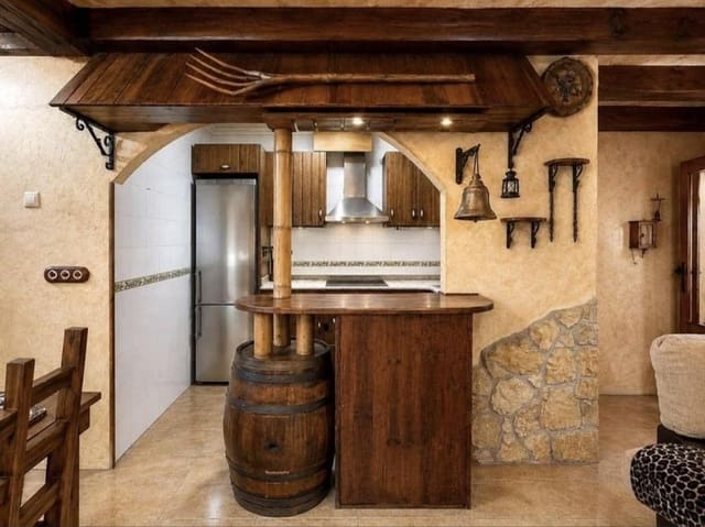 2 quarto Apartamento para venda em Dolores com piscina garagem - 105 000 € (Ref: 10037393)