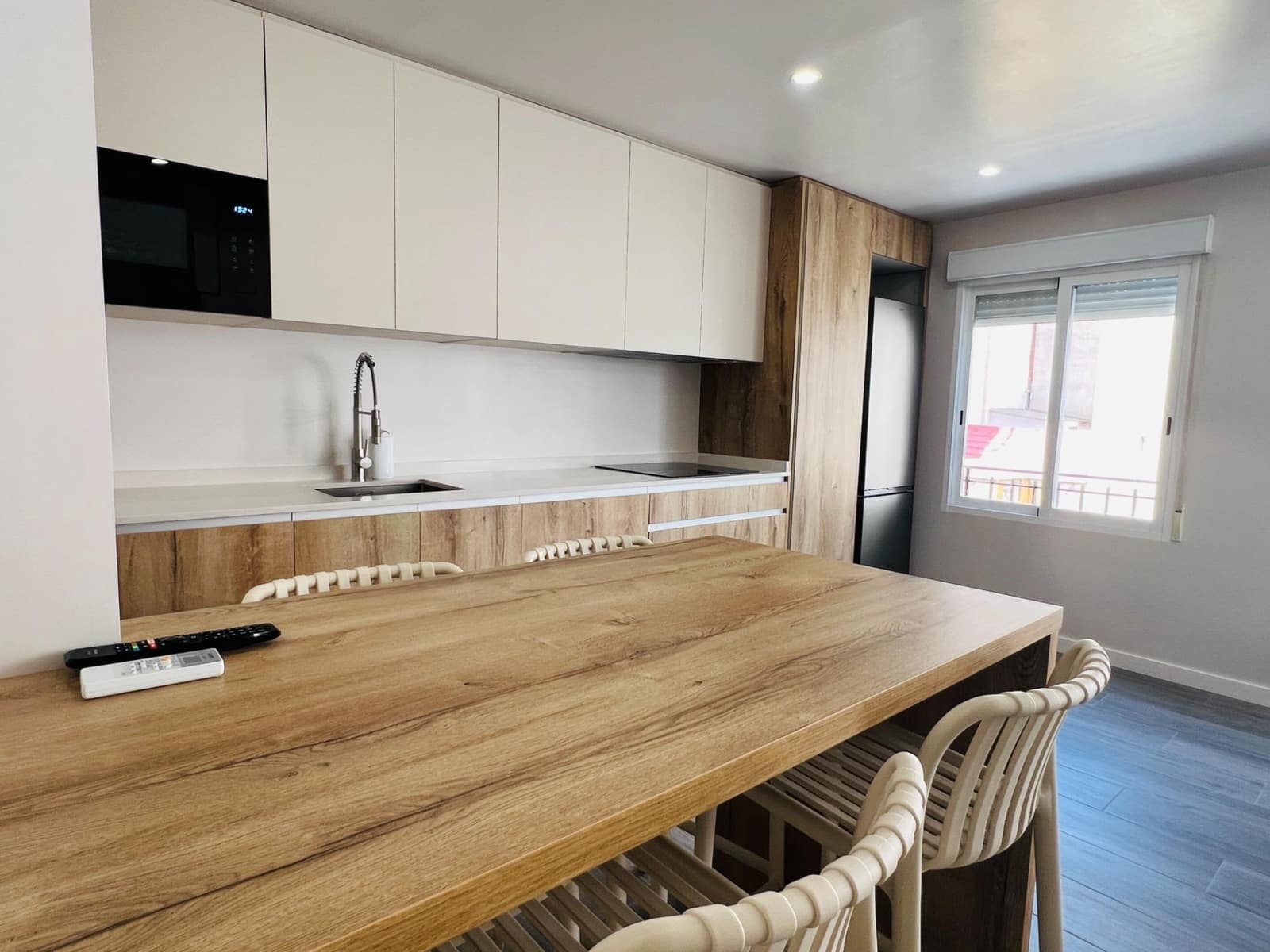 2 Zimmer Wohnung zu vermieten in Elche / Elx - 925 € (Ref: 10049545)