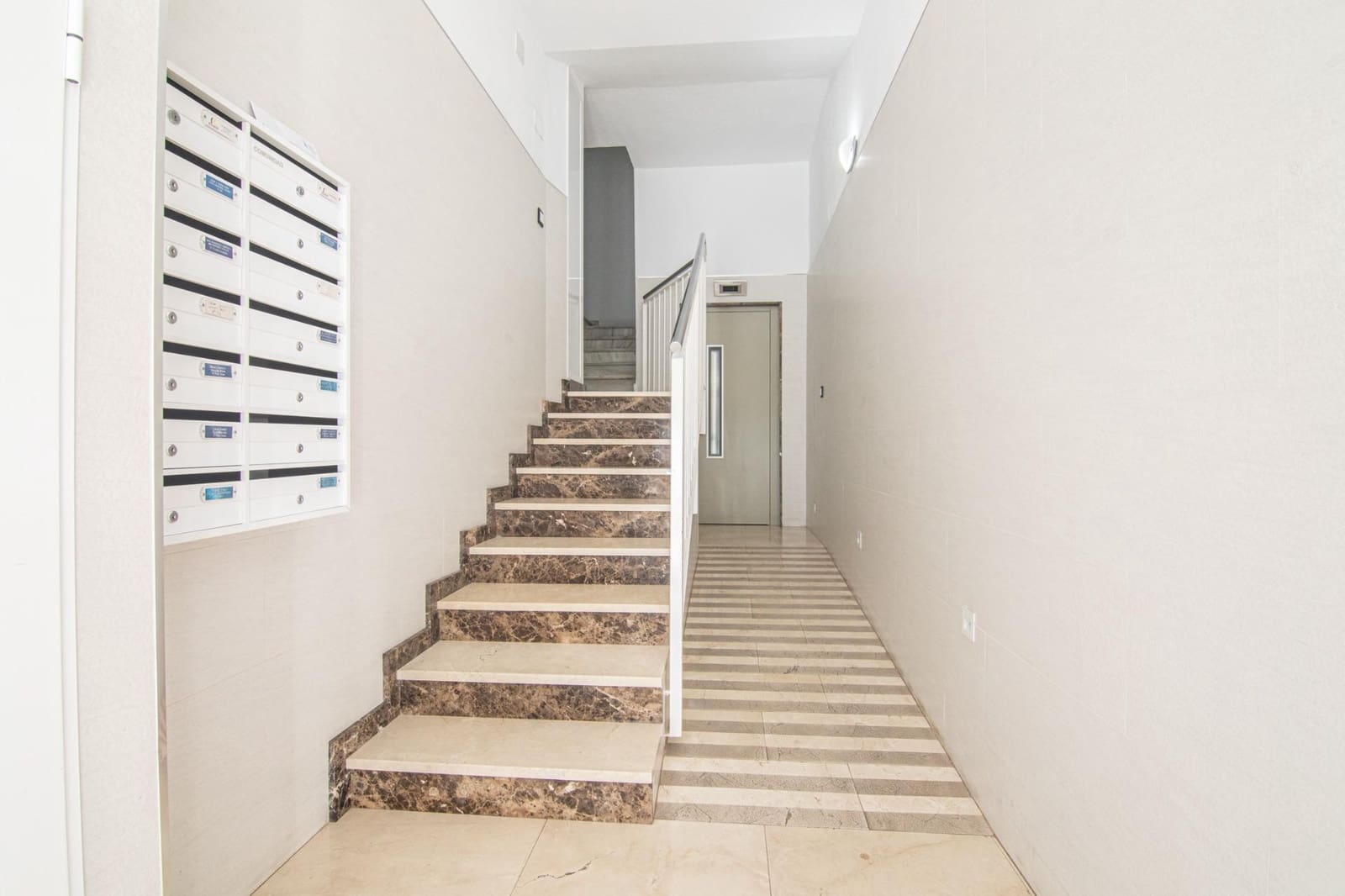 2 quarto Apartamento para venda em Elche / Elx - 239 700 € (Ref: 10078274)