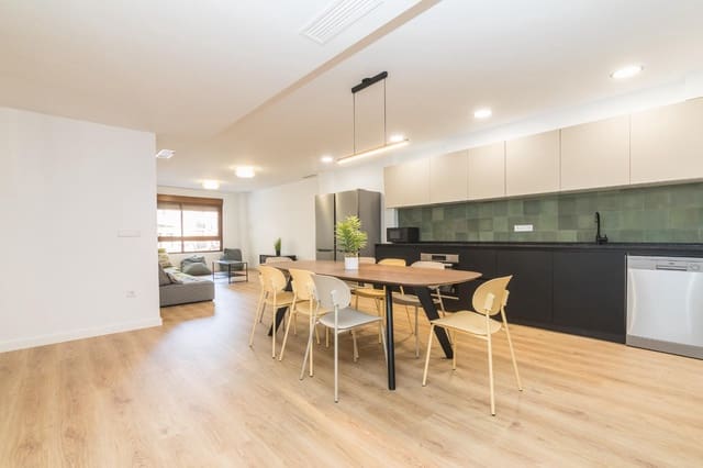 7 soveværelse Lejlighed til leje i Centro, Elche / Elx - € 400 (Ref: 10100400)