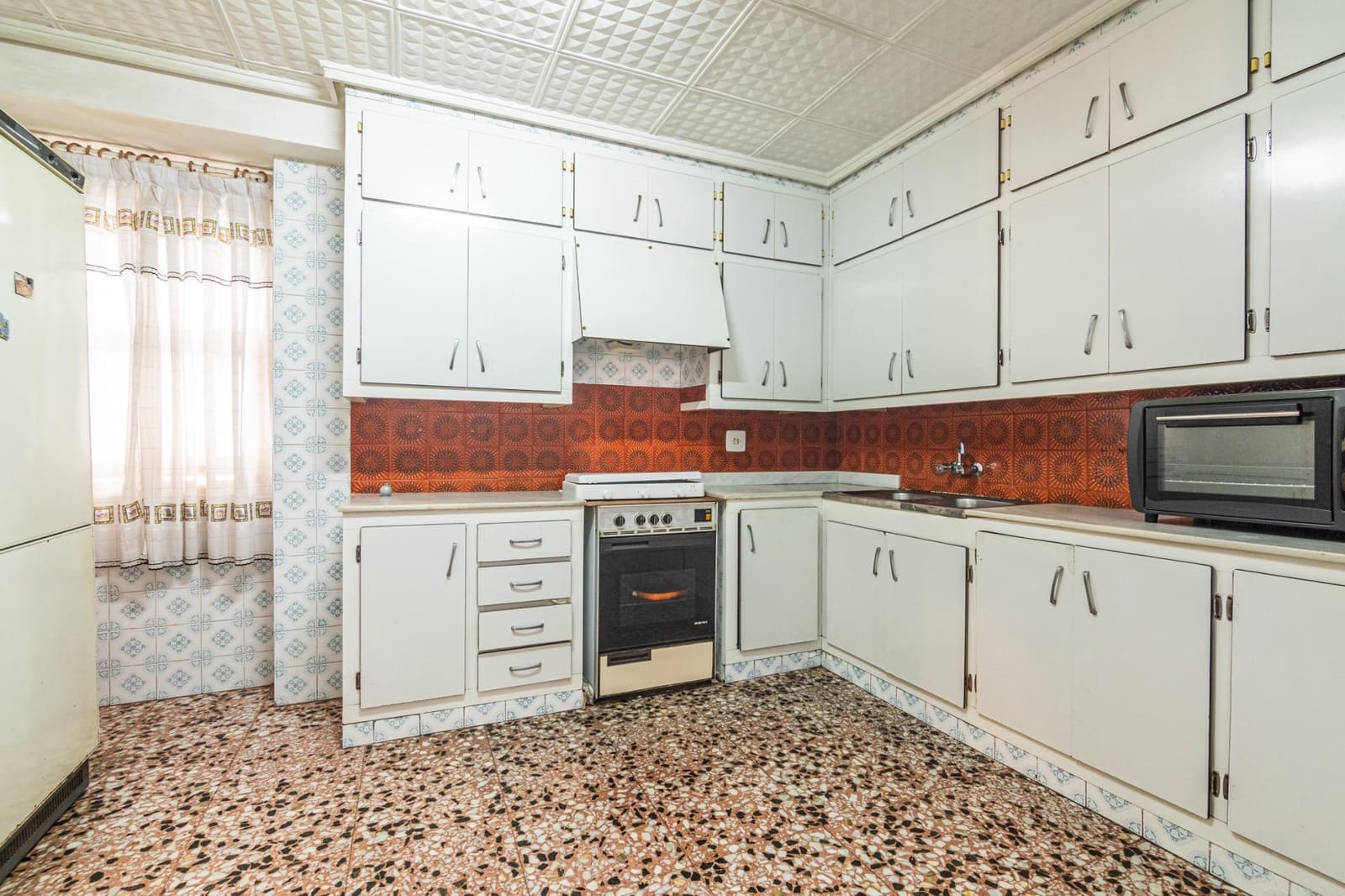 4 slaapkamer Flat te koop in Elche / Elx - € 173.000 (Ref: 10111799)