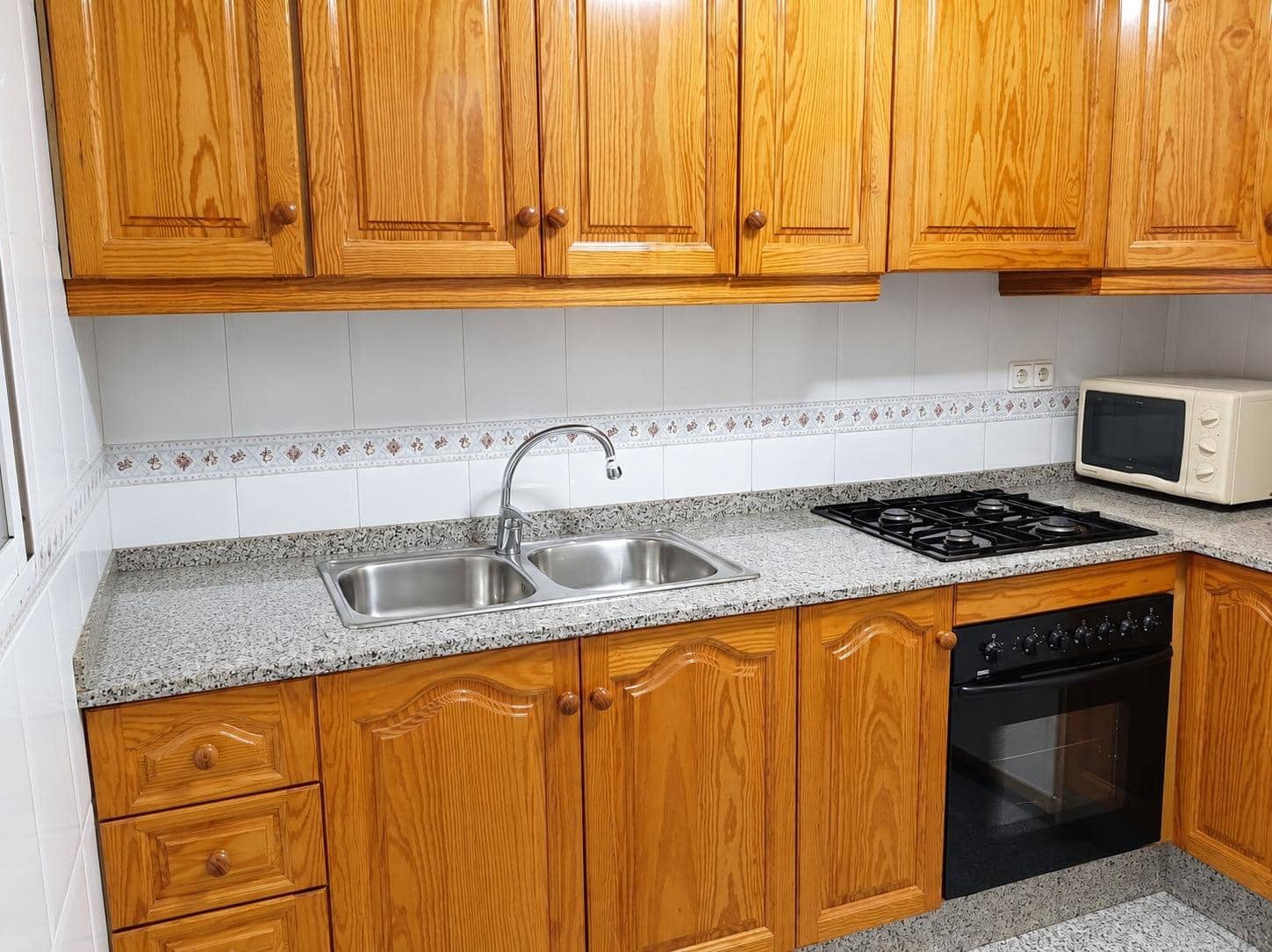 4 bedroom Flat for sale in Catral - € 168,000 (Ref: 10155442)