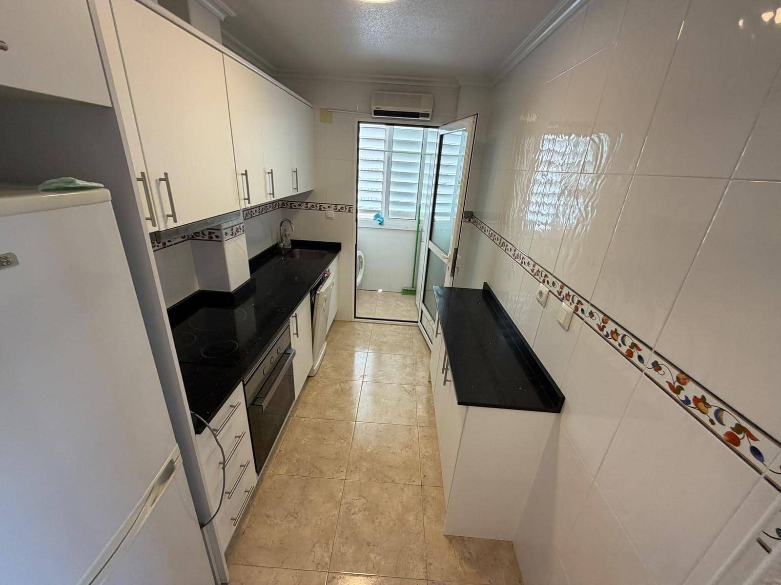 2 slaapkamer Flat te koop in Formentera del Segura met zwembad - € 123.000 (Ref: 10175257)