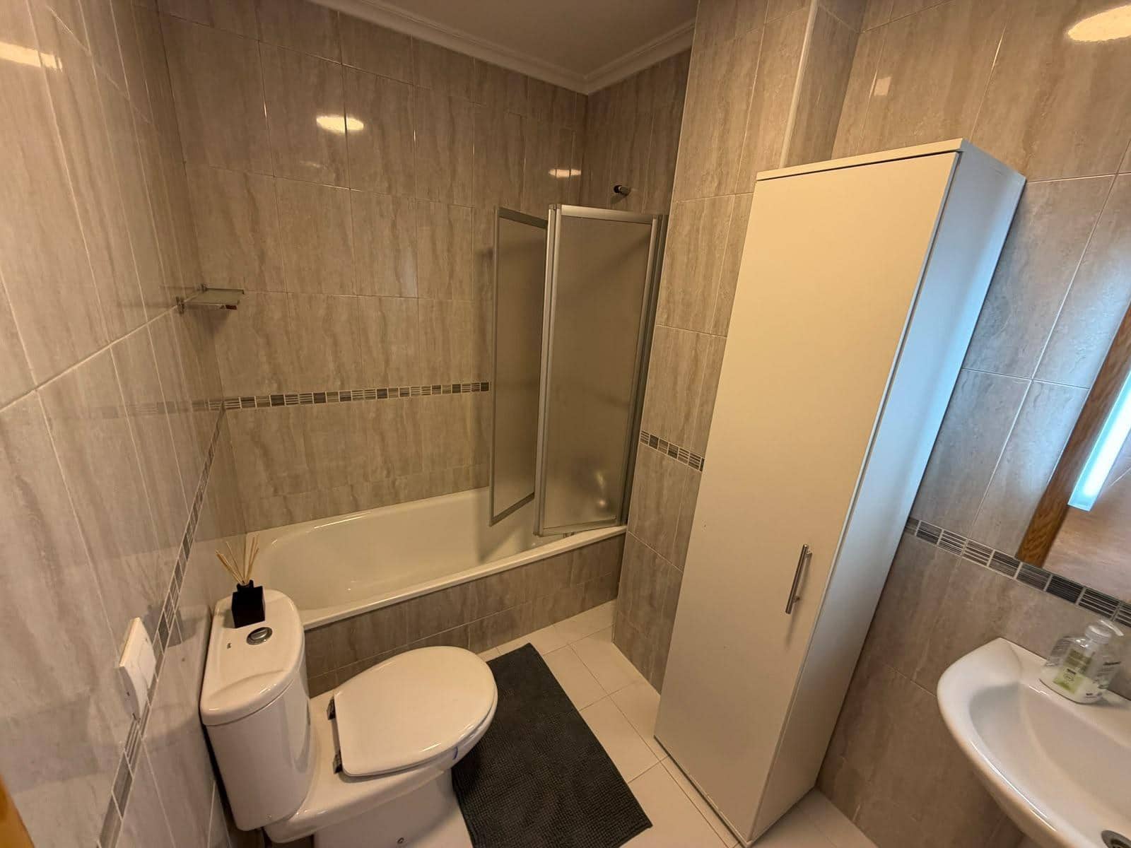 2 slaapkamer Flat te koop in Formentera del Segura met zwembad - € 123.000 (Ref: 10175257)