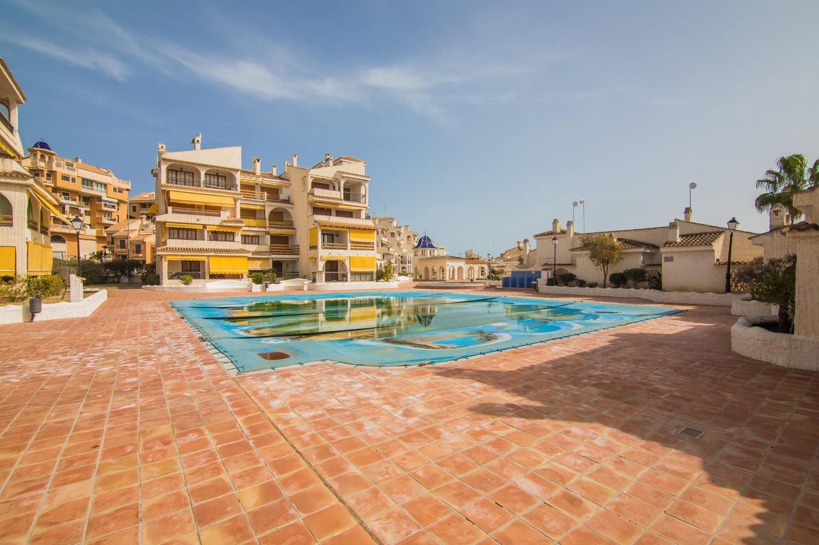 3 sovrum Bungalow för semesterbostäder i Santa Pola med pool garage - 1 300 € (Ref: 8166949)