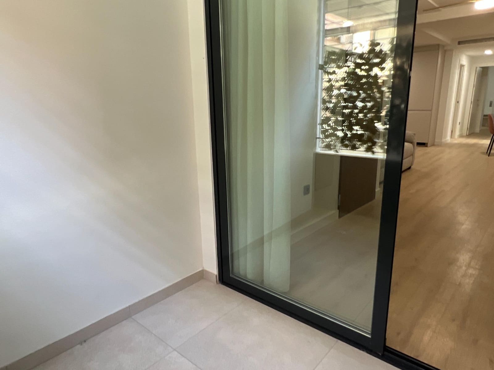 Piso de 2 habitaciones en Elche / Elx en alquiler - 875 € (Ref: 8202058)