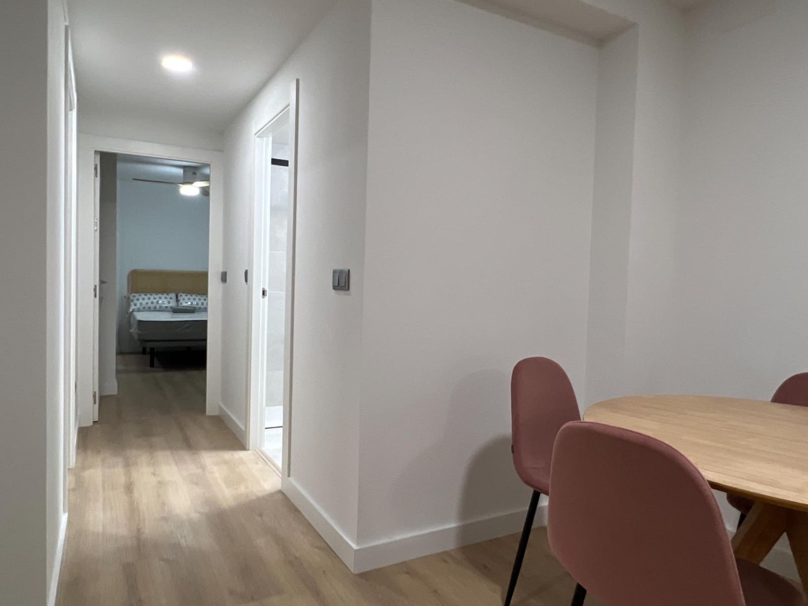 Piso de 2 habitaciones en Elche / Elx en alquiler - 875 € (Ref: 8202058)