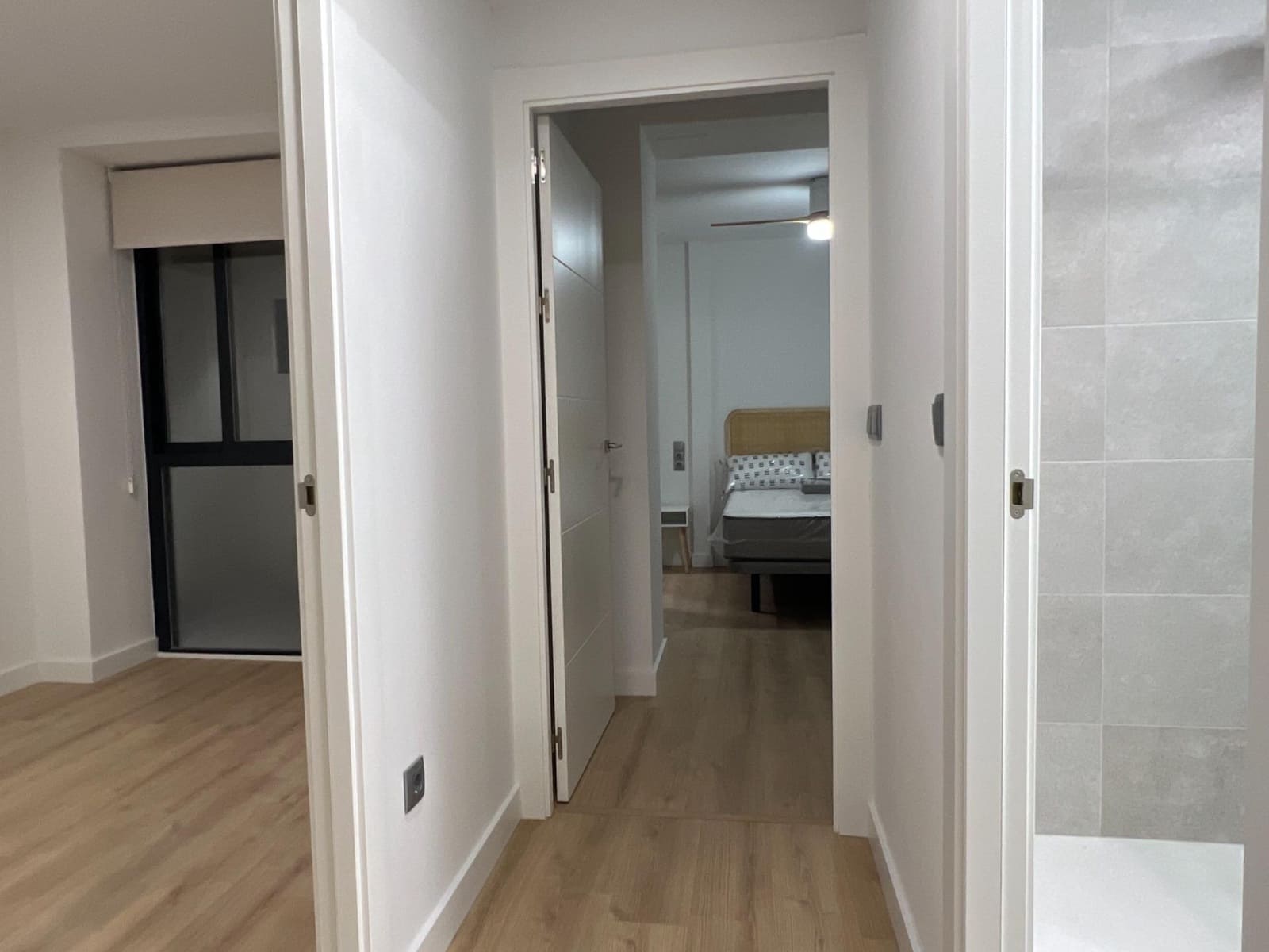 Piso de 2 habitaciones en Elche / Elx en alquiler - 875 € (Ref: 8202058)