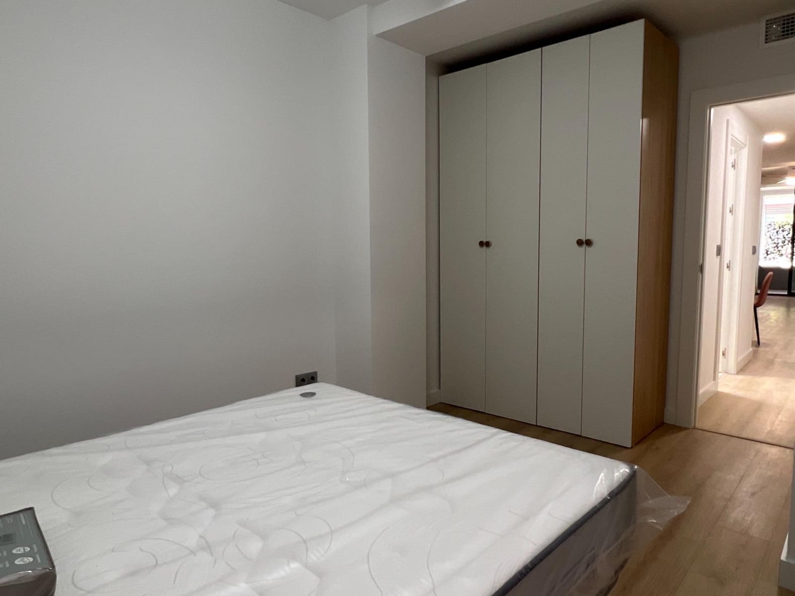 Piso de 2 habitaciones en Elche / Elx en alquiler - 875 € (Ref: 8202058)