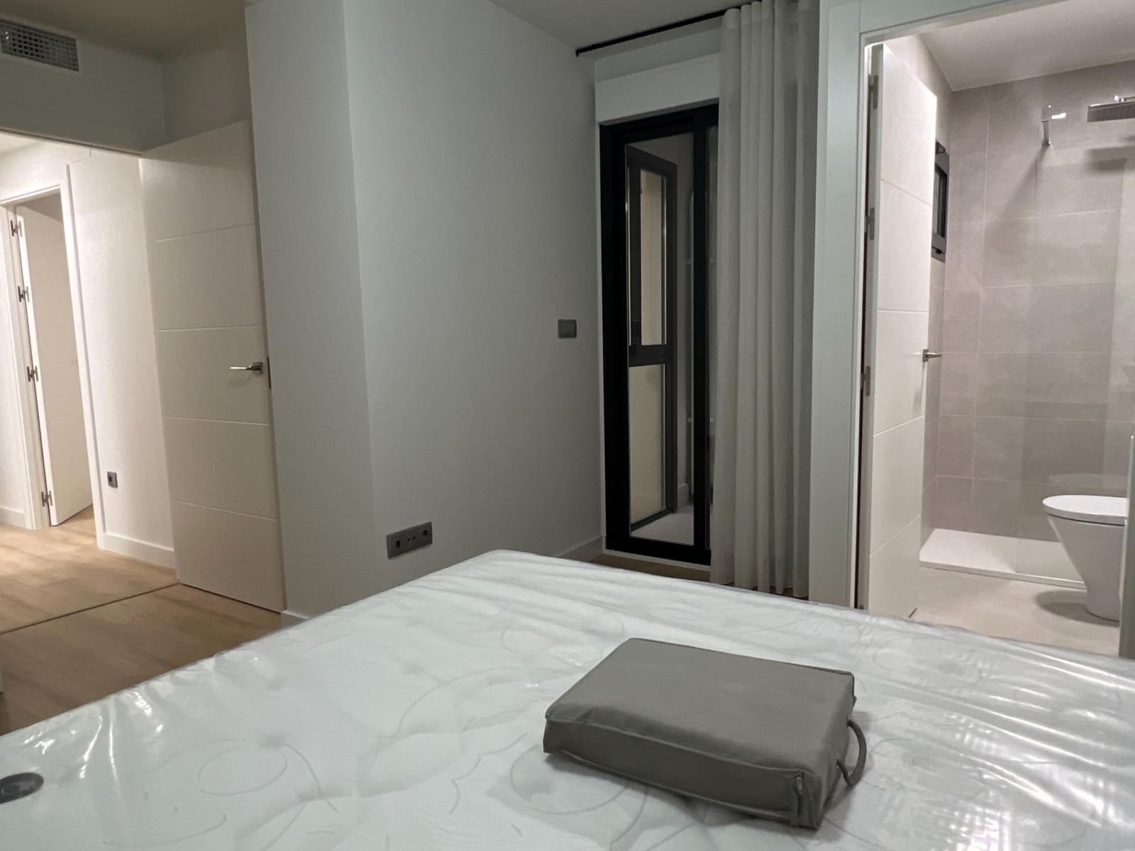 Piso de 2 habitaciones en Elche / Elx en alquiler - 875 € (Ref: 8202058)