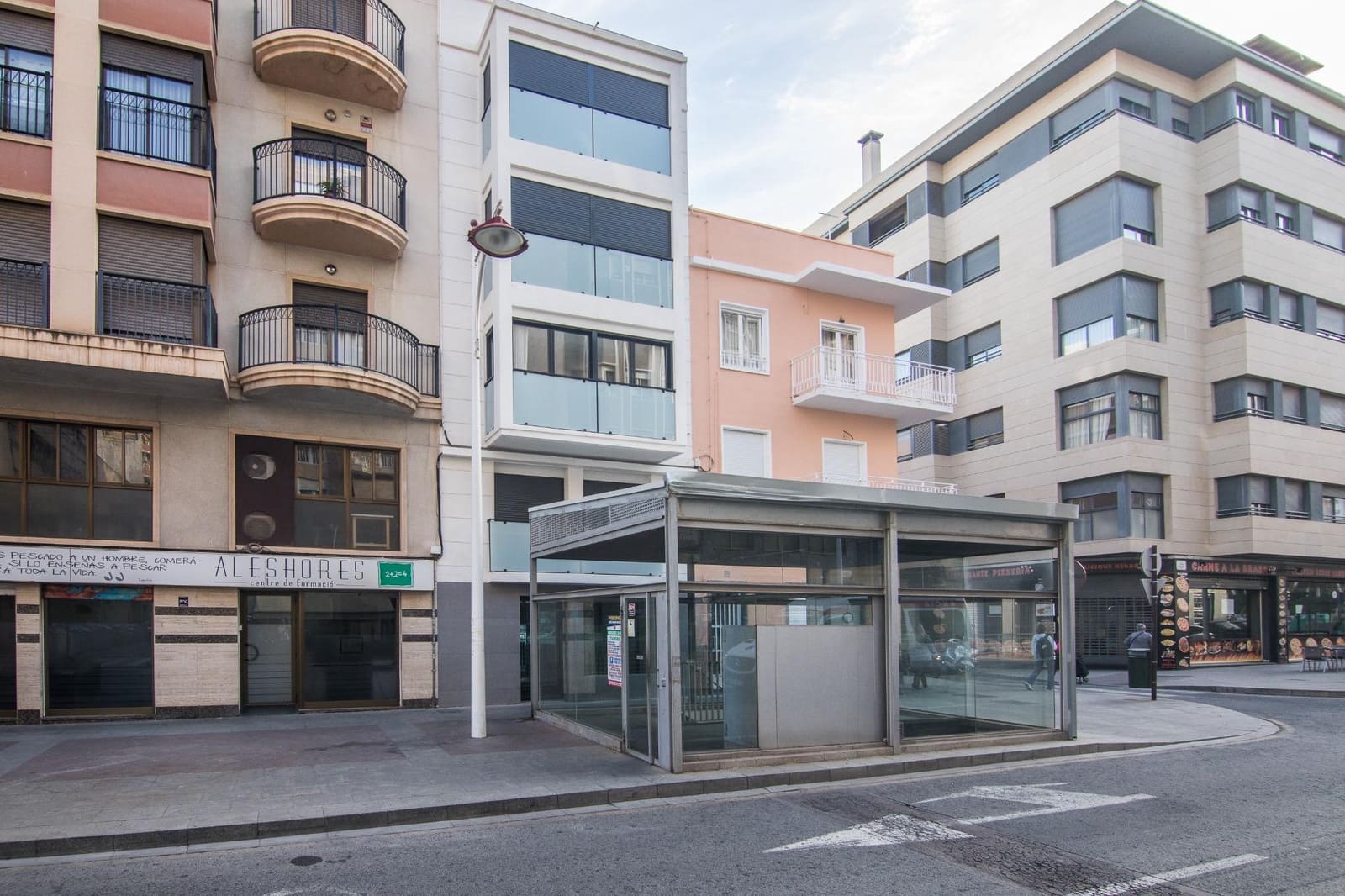 Piso de 2 habitaciones en Elche / Elx en alquiler - 875 € (Ref: 8202058)