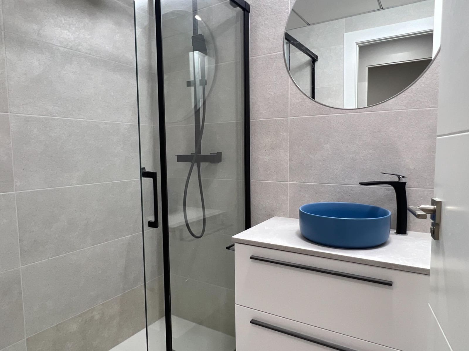 Piso de 2 habitaciones en Elche / Elx en alquiler - 875 € (Ref: 8202058)